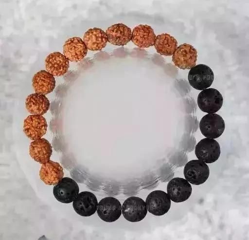 Authentic 5 Mukhi Rudraksha With Black Agate Beaded Bracelet� - Allthings